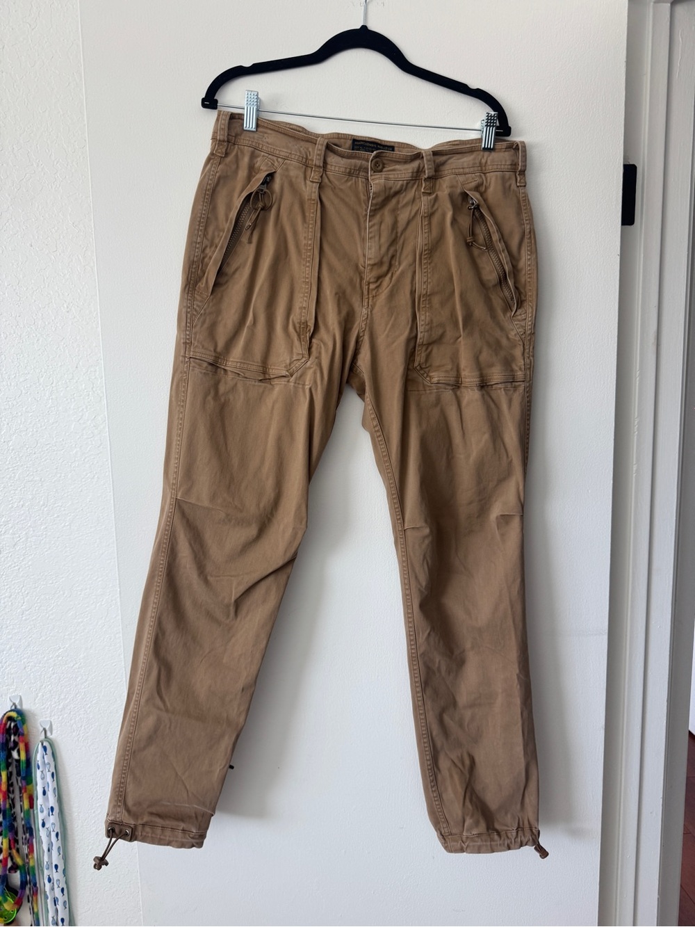 Abercrombie & Fitch Slim Straight Utility Cargo Pants | Men’s 32x34 | Tan